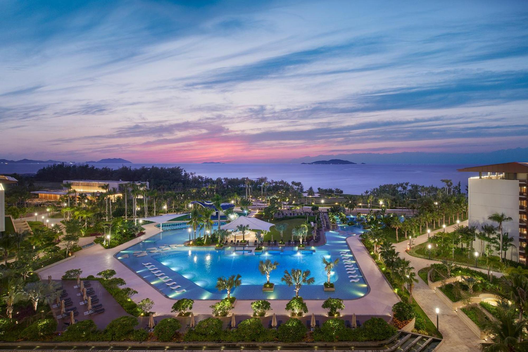 Hyatt Regency Sanya Tianli Bay Hotel Exterior photo